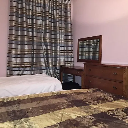 Apartment Centrs Avotu With Free Parking