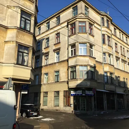 Centrs Avotu With Free Parking